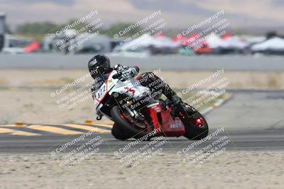 media/Apr-18-2025-CVMA Friday Practice (Fri) [[88baa45499]]/Racer 2/Session 5 (Turn 14 Tip In)/